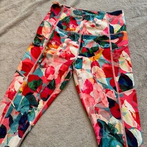 Zyia Light N Tight Floral Leggings XS Size 4 High Rise Zip Pocket